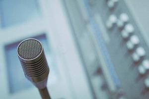 ステンレスパイプの加工を行う業者